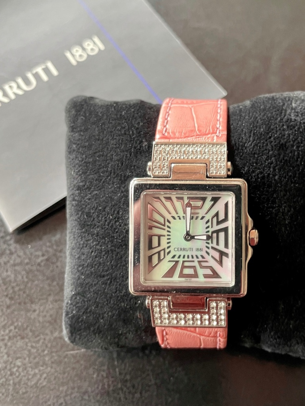 Cerruti | Impero Donna Pink MOP Swarovski Diamond Bezel Watch ♥ New in box!